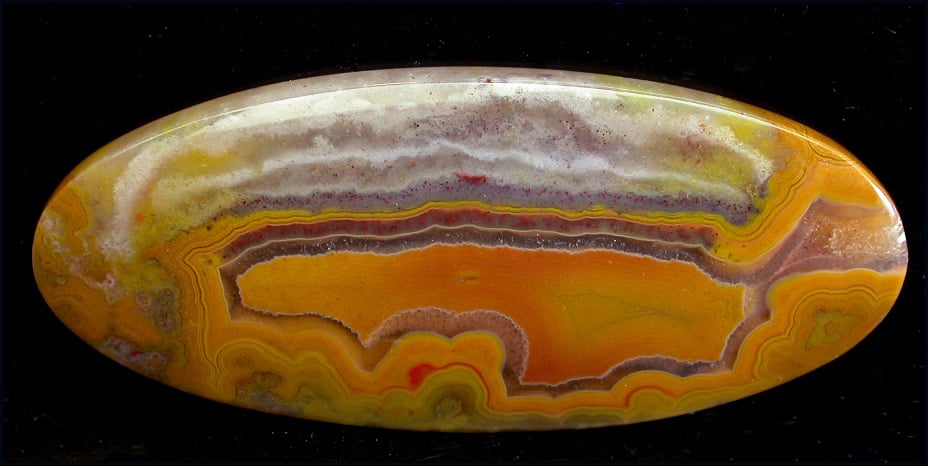 Kentucky Agate 65.80 ct Oval Cabochon 57.1 x 24.6 mm y90852