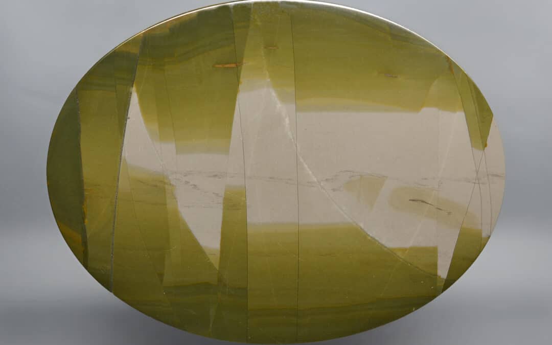 Verde d’Arno 122.10 ct Oval Cabochon World Class 64.10 x 49.00 x 4.1 mm Super Rare Italy y100080