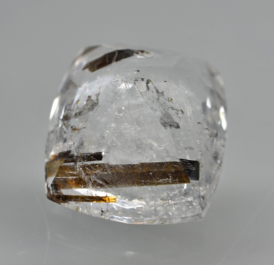 Goshenite with Tantalite (Mg) 6.38 ct Cushion Cut 12.70 x 10.60 x 7.20 mm y470