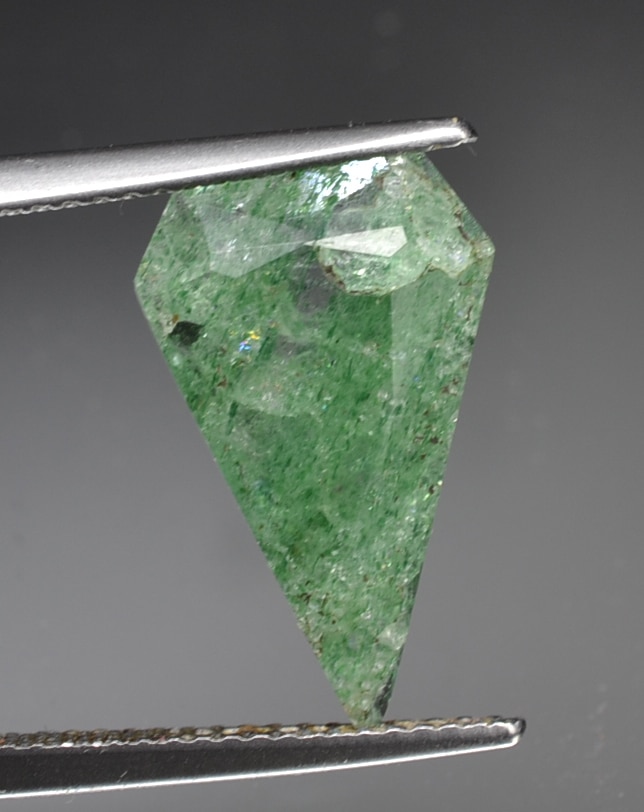 Quartzite with Fuchsite 3.11 ct. Fancy Kite Cut 16.70 x 10.30 x 3.20 mm max2006