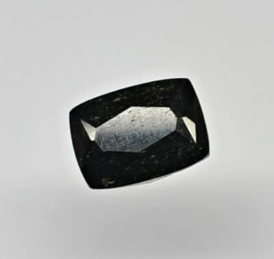 Aenigmatite 1.86 ct Cushion 8.60 x 6.30 x 3.60 mm max1549