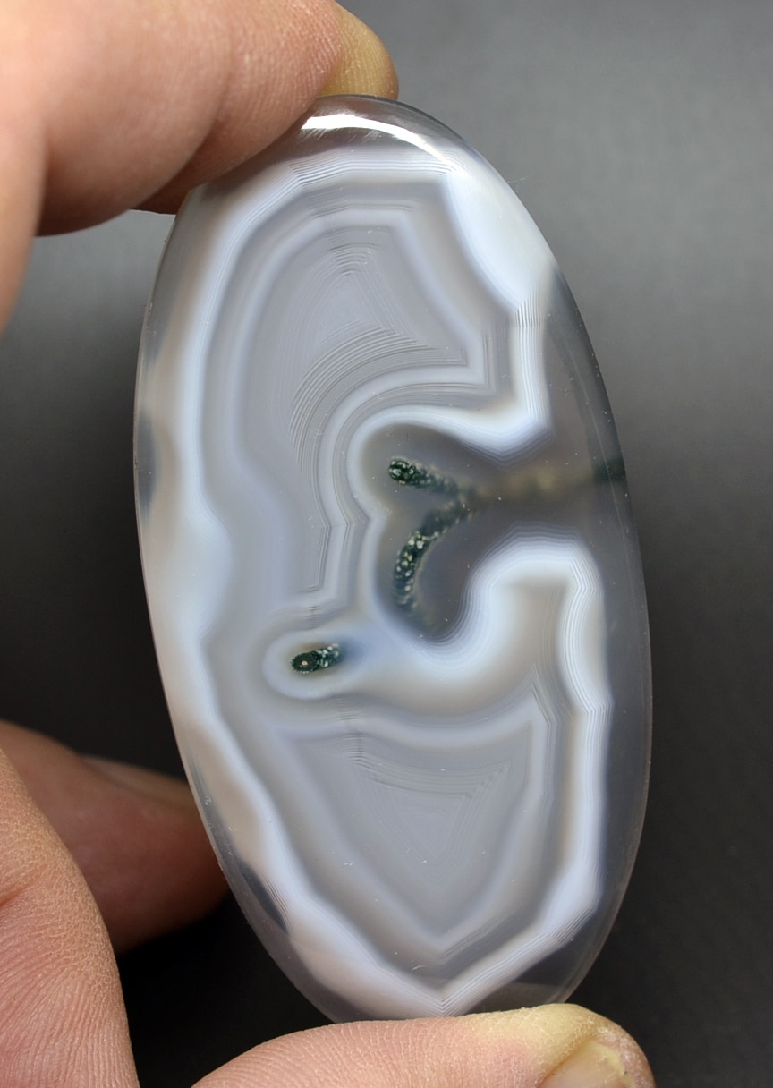 Spectacular Tube Agate 88.75 ct Oval Cabochon Collection (3) 63.20 x 32.00 x 4.70 mm max3020