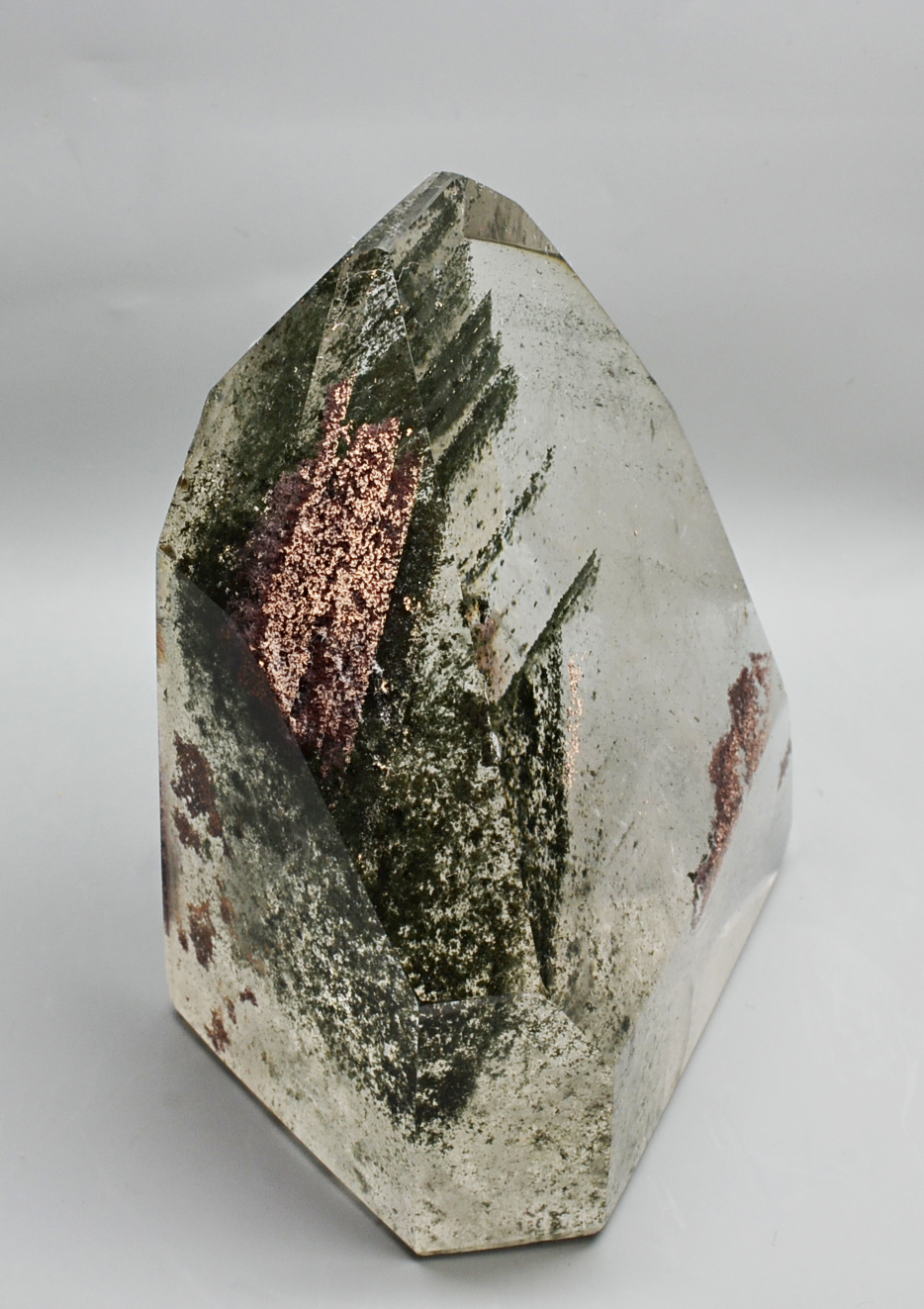 Quartz with Chlorite Phantoms 246 gm 76.70 x 53.50 x 48.30 mm max4889