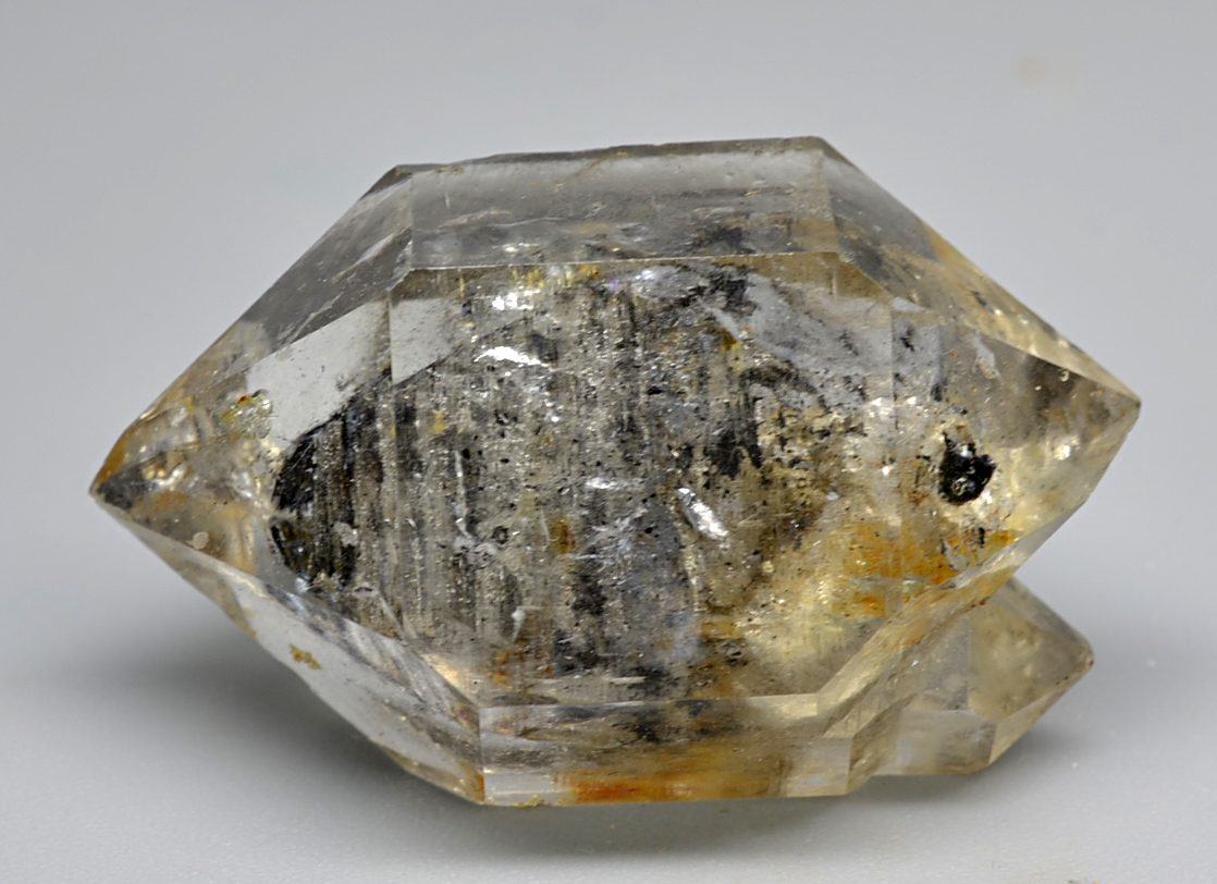 Double Terminated Quartz with Graphite 8.22 Gm Size 20 to 22 mm (6)Brazil  max8498 - Gemological Collections