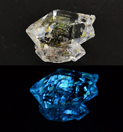 Twin Quartz with Petroleum 5.05 ct Perfect Crystal the Bubble Moves, Florescent  11.60 x 10.35 x 6.52 mm Pakistan max6650