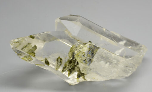 Quartz with Epidote 28.78