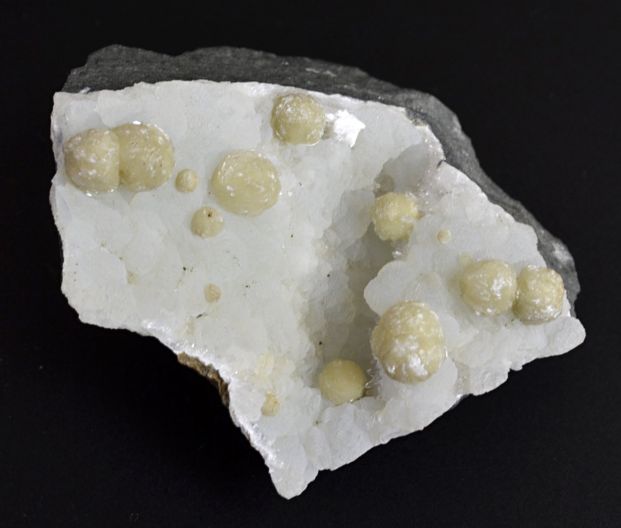 Gyrolite Apophyllite 73.57 gm Size 56.0 x 49.00 x 25.00 mm max7429