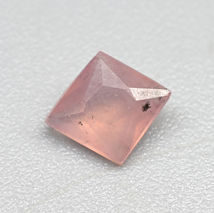 Hydrogrossular Garnet ハイドログロシュラー ガーネット 0.44 ct Square Cut 6.50 x 5.50 x  2.50 mm S.Africa max7426