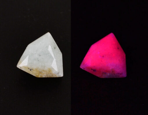 Strontium Arragonite ストロンチウムアラゴナイト 2.54 ct Trillion Cut. 9.00 x 9.00 mm max9083
